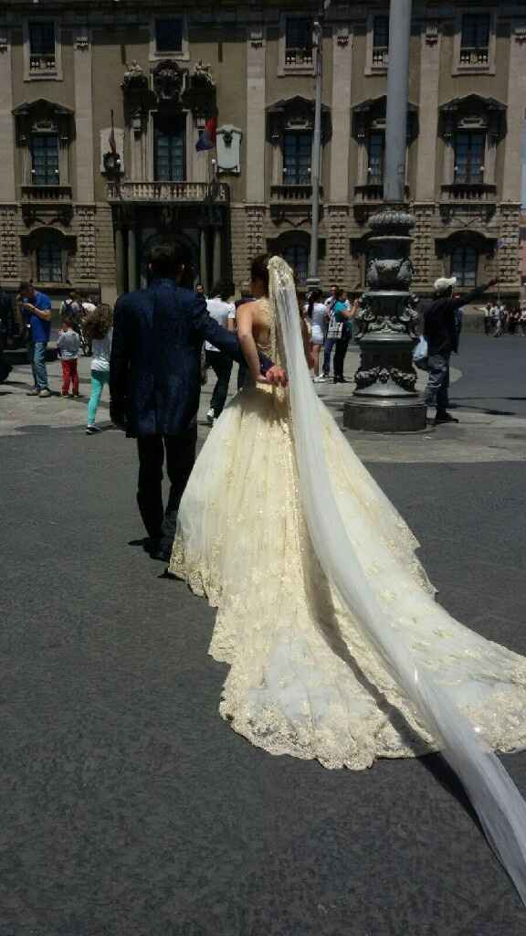 L'abito con lo strascico che vorrei .... bello? - 1