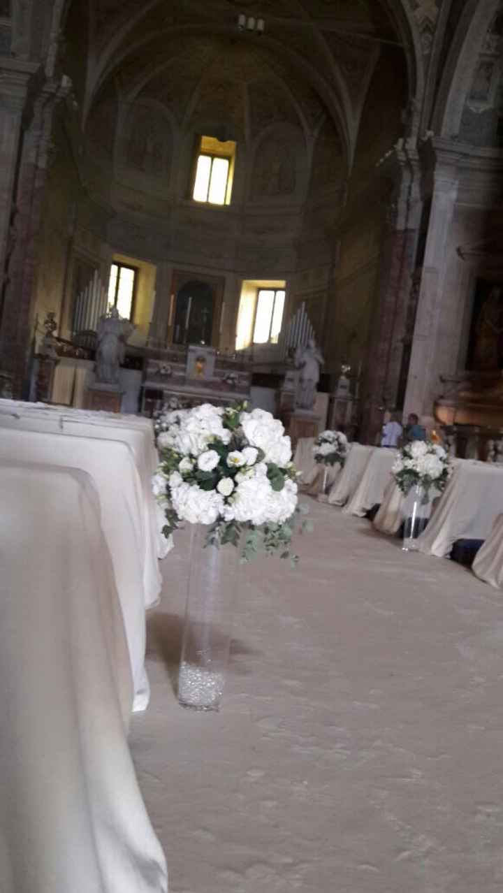Habemus addobbo floreale chiesa/location 😍😍😍 - 2