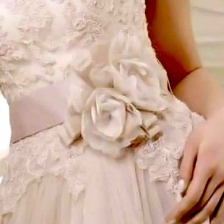 Abiti da sposa con applicazioni. Quali tra queste vi piacciono? - 1