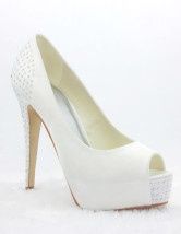 Scarpe sposa....bianche o colorate? mi fate vedere le vostre? - 1
