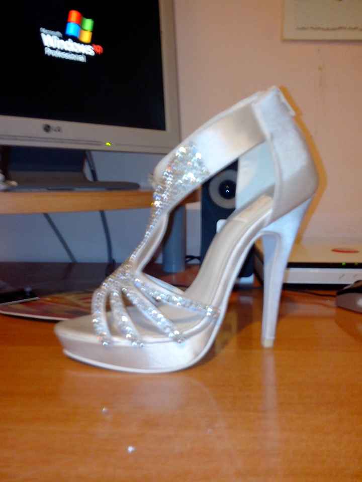 Le scarpe finalmente - 1