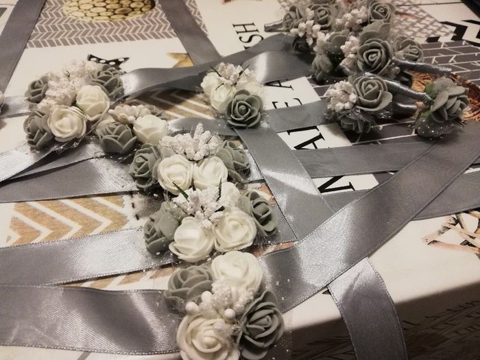 Braccialetti e bottoniere - 2