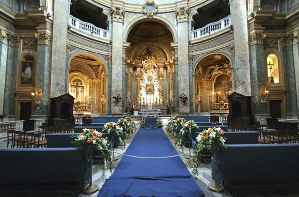 Spose di Roma: Chiesa del Ss. Nome di Maria al foro Traiano 3