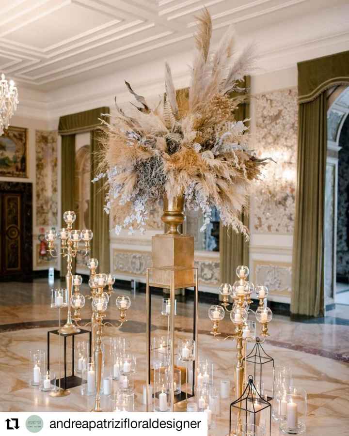 Allestimento floreale con pampas - 3