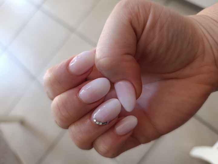 Ecco le mani pronte per domani 😍 - 1