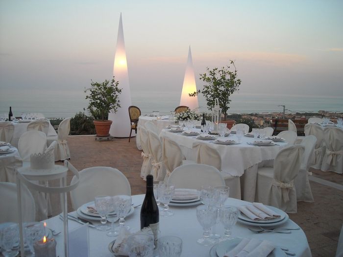 tavoli esterno villa ester 