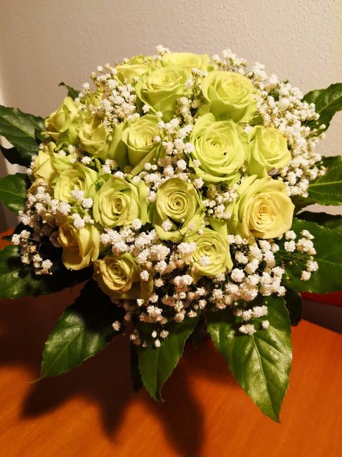 Bouquet promessa con rose verdi