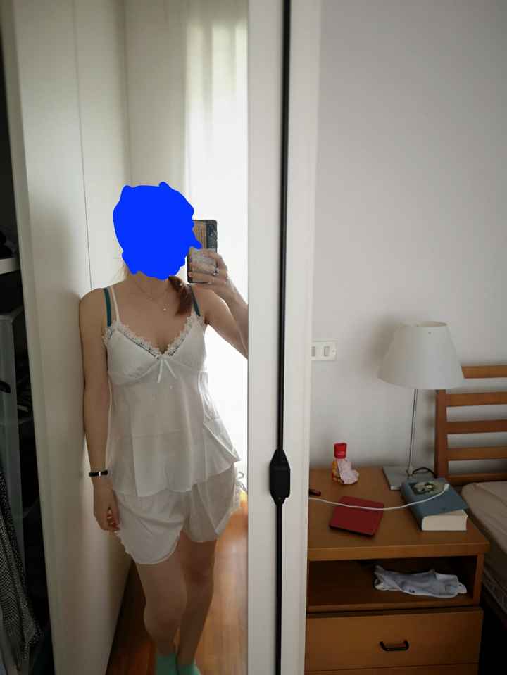 Preparazione: canotta e shorts da AliExpress