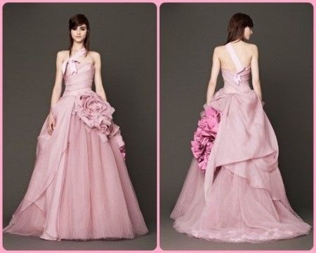 collezione 2015:  Abito a.line in organza di seta e corpetto drappeggiato e spallina asimmetrica in 