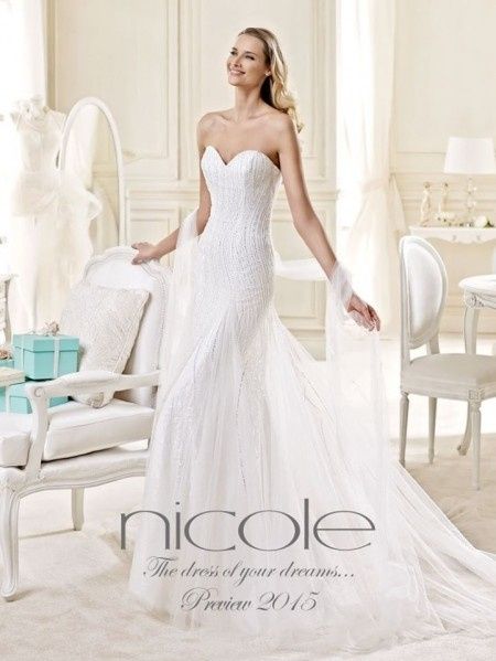Anteprima Nicole 2015