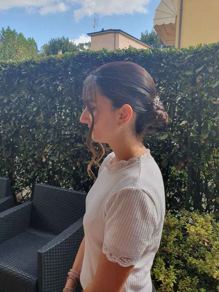 Acconciatura, quale delle due? - 2