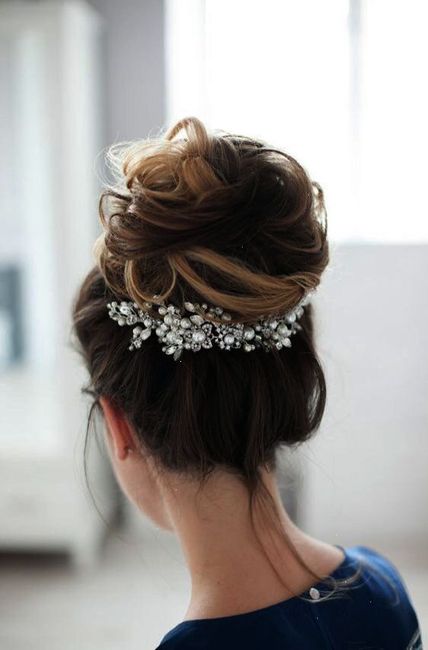 Tengo la frangia ? Con chignon ? - 4