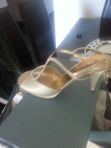Ho trovato le scarpeeee - 1