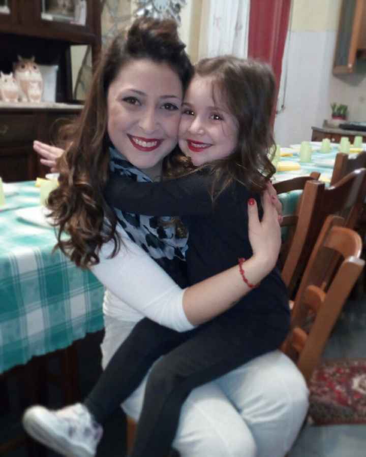 Io e mia sorella...auguri donne🌾 - 1