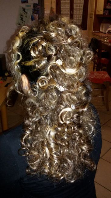  Acconciatura spose con capelli ricci, idee??? - 1