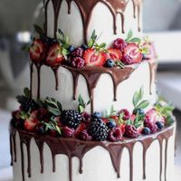 Torta nuziale: bianca, colorata o... - 1