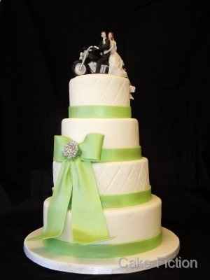 wedding cake green