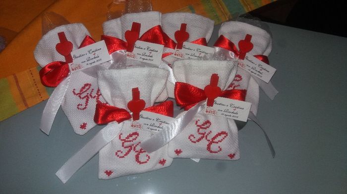 Portafedi e sacchettini punto croce - 4