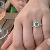 E ora mostraci una foto del tuo anello di fidanzamento! - 1