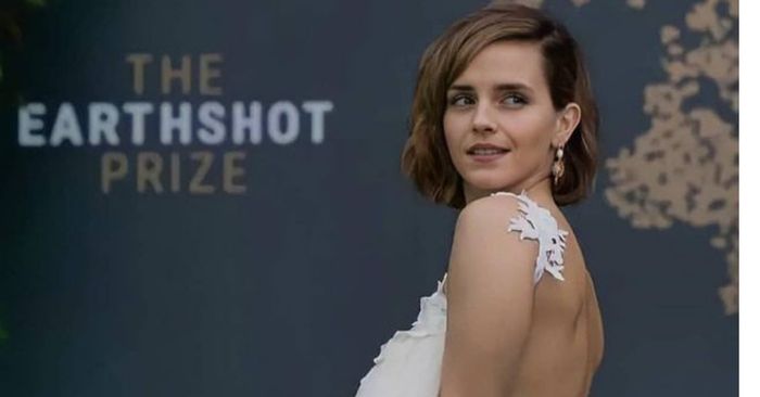 Emma Watson sceglie un abito da sposa riciclato per la cerimonia del premio Earthshot 🌎 1