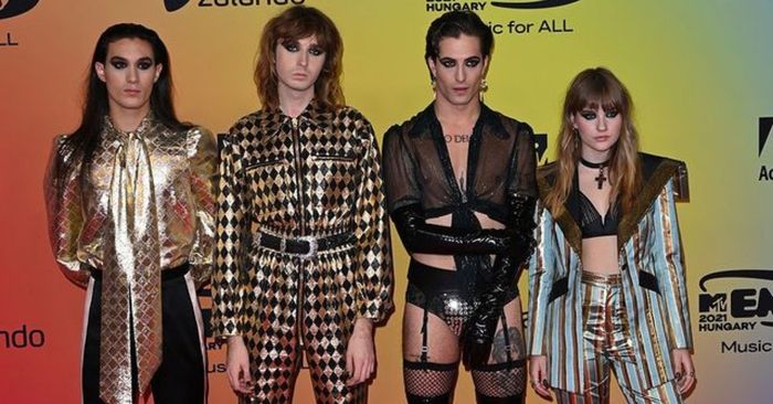 I look degli MTV EMA 2021! Qual è il tuo preferito?🎤❤️‍🔥 1