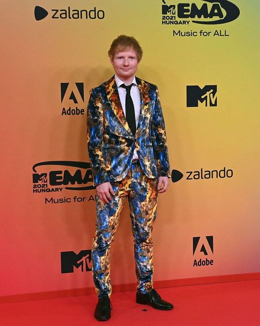 I look degli MTV EMA 2021! Qual è il tuo preferito?🎤❤️‍🔥 3