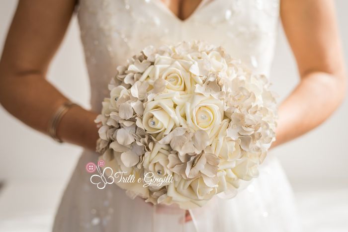 Bouquet di ortensie per la sposa: lo sceglieresti? 💙 2