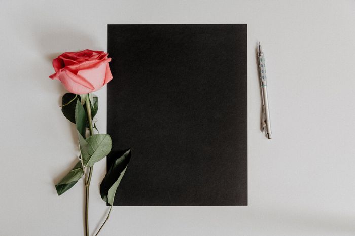 Giornata Mondiale della Poesia: 10 poesie per emozionarci e riflettere🌸 - 2