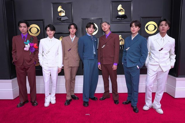 Alcuni look indimenticabili e dimenticabili dei Grammy Awards 2022! 💅💎 6