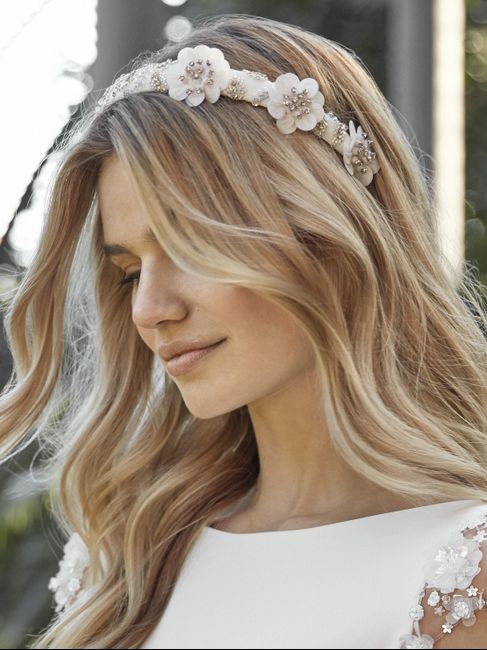 10 accessori per capelli che illumineranno la tua acconciatura✨ 8