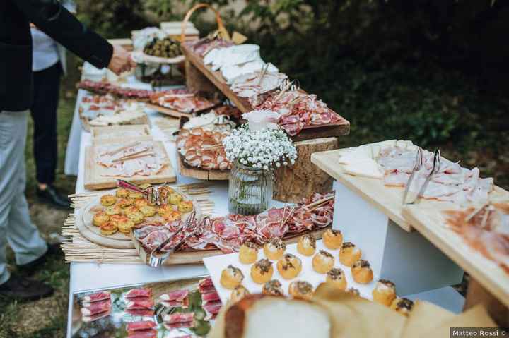 Menziona 3 piatti che non possono mancare - 1