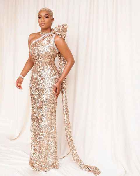 Alcuni look indimenticabili e dimenticabili dei Grammy Awards 2022! 💅💎 - 11