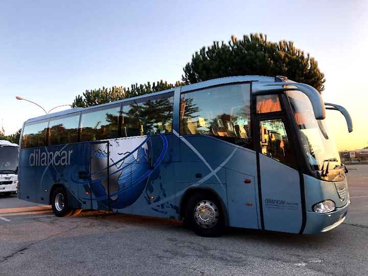 Noleggerai un bus per gli invitati? 🚎 - 2