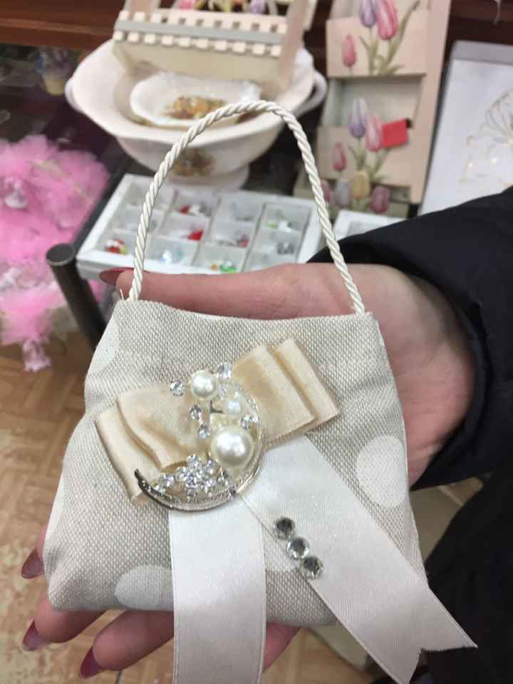 Sacchetti non invitati - 1