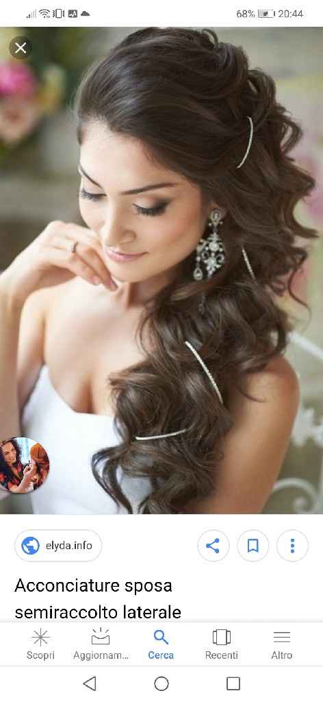 Acconciatura e catenina - 1