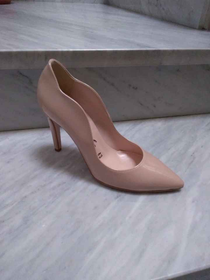 Scarpe trovate....da Pittarosso 😁 - 1