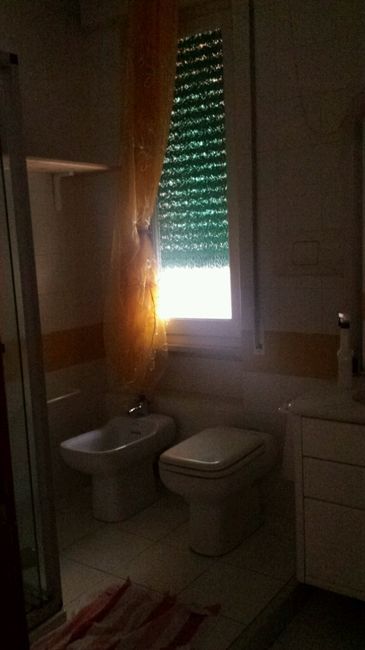 Tutte noi che abbiamo casa piccina... - 2