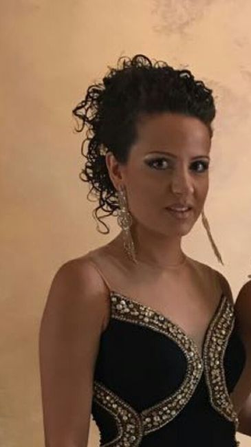  Non dichiarare al parrucchiere di essere la sposa - 1