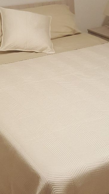 Trapunta letto per servizio foto 6