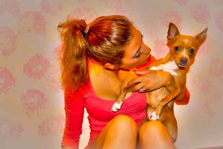 Lei é la mia bimba e la vorrei cme damigella ma in chiesa può entrare!!!!! - 1