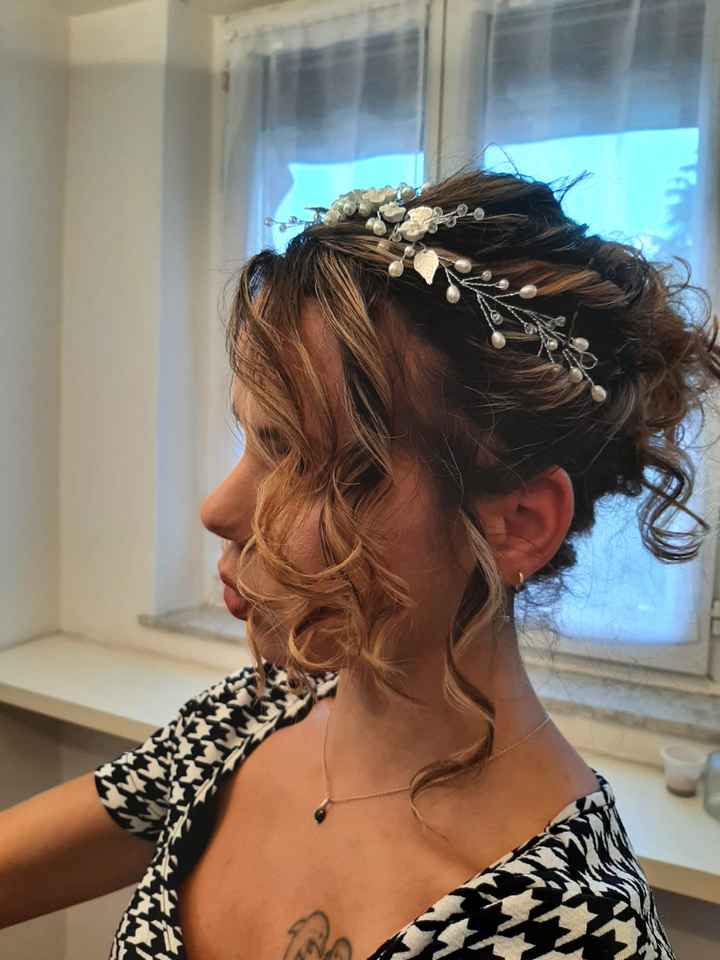 Prova trucco e capelli 💜 - 1