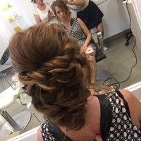 Aiuto acconciatura - 5