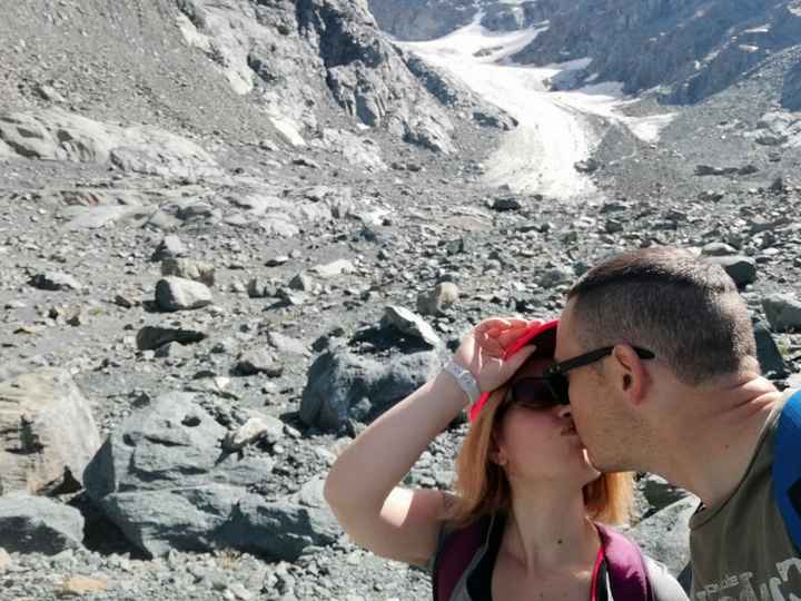 Postate una foto di voi due 👇 - 1