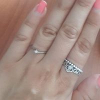 E ora mostraci una foto del tuo anello di fidanzamento! - 1