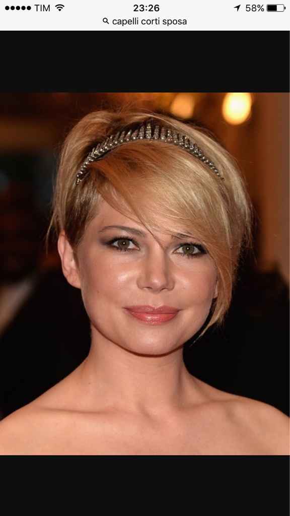 A.a.a.acconciatura per capelli corti cercasi - 3