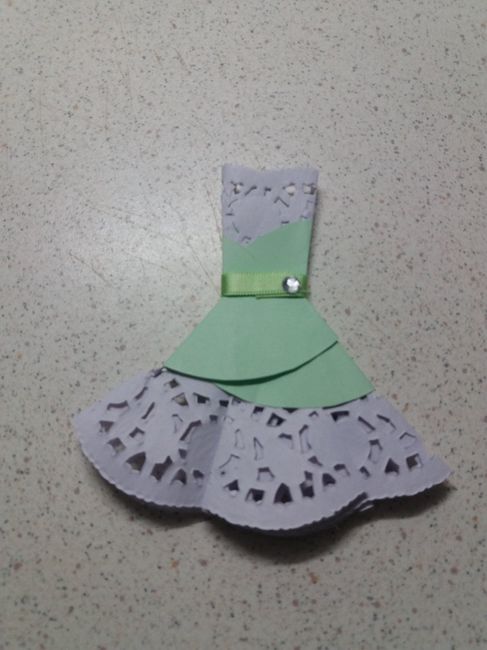 segnaposto a forma di vestitino