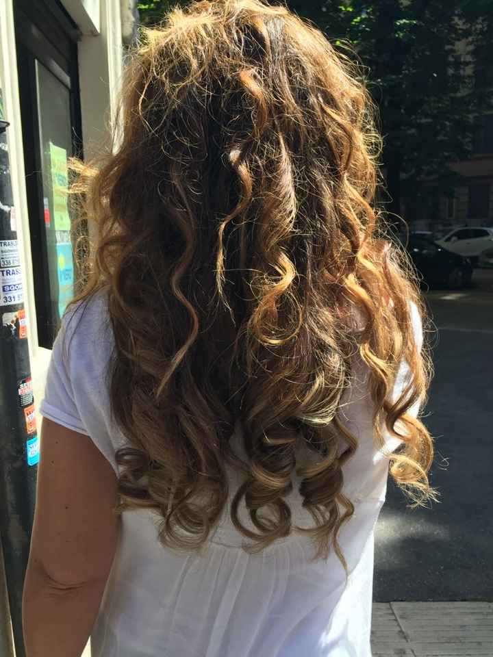 Forse vi farò ridere (acconciatura) - 2