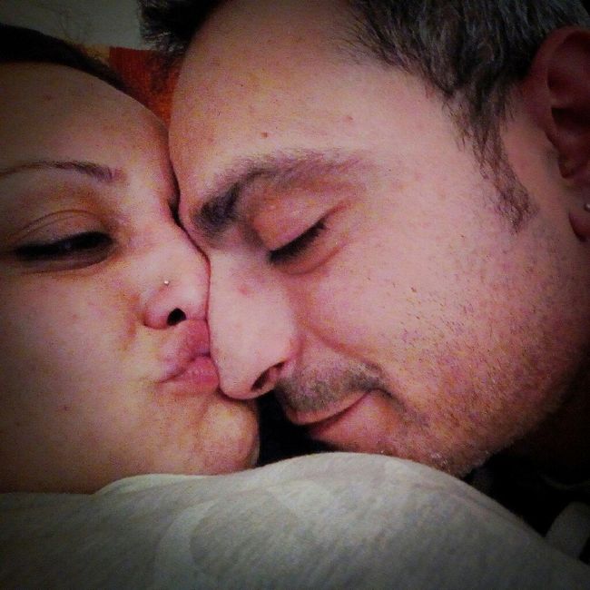 Ruba anche tu un bacio alla tua dolce metà e postalo in Community! - 1