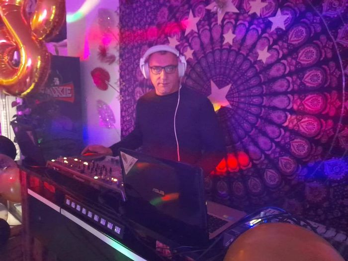 SERATA MUSICALE CON PROFESSIOLALITA, ED ESPERIENZA. 