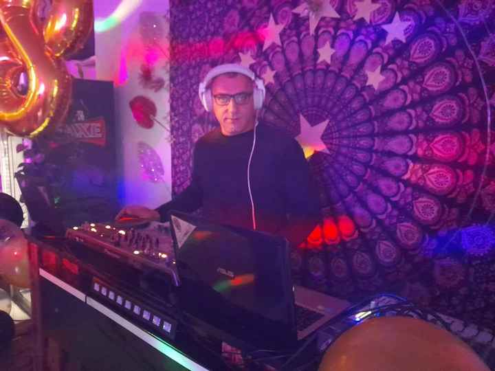 SERATA MUSICALE CON PROFESSIOLALITA, ED ESPERIENZA. 
